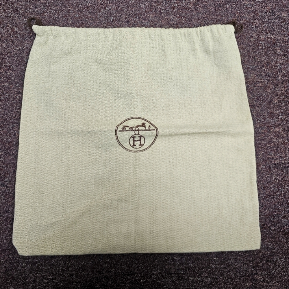 Hermes dust bag 15X16